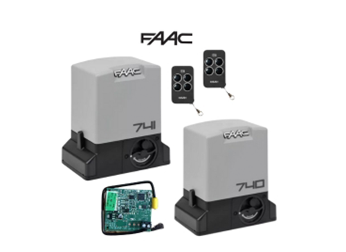 Dos motores FAAC, modelo 741 y 740, con mandos a distancia y una placa de control.
